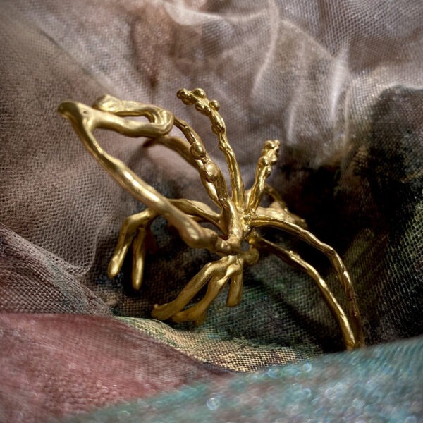 Anel flor dos sentidos dourado