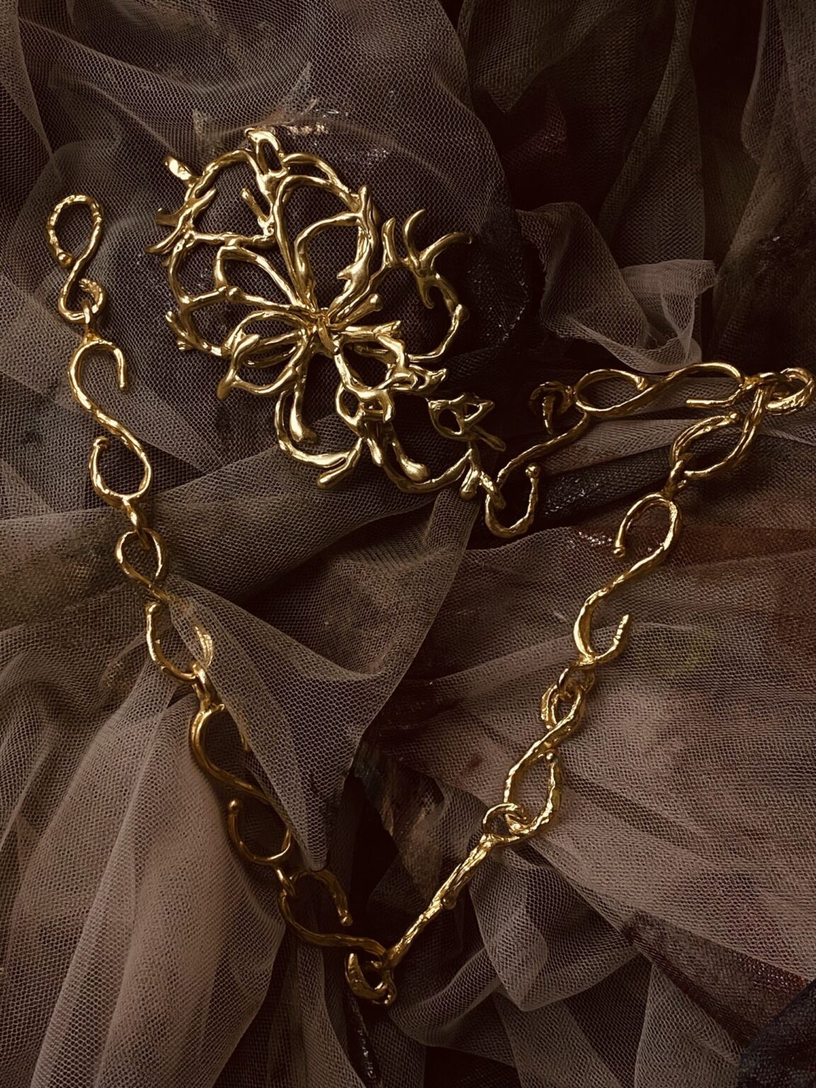 choker flor do acaso dourado (3)