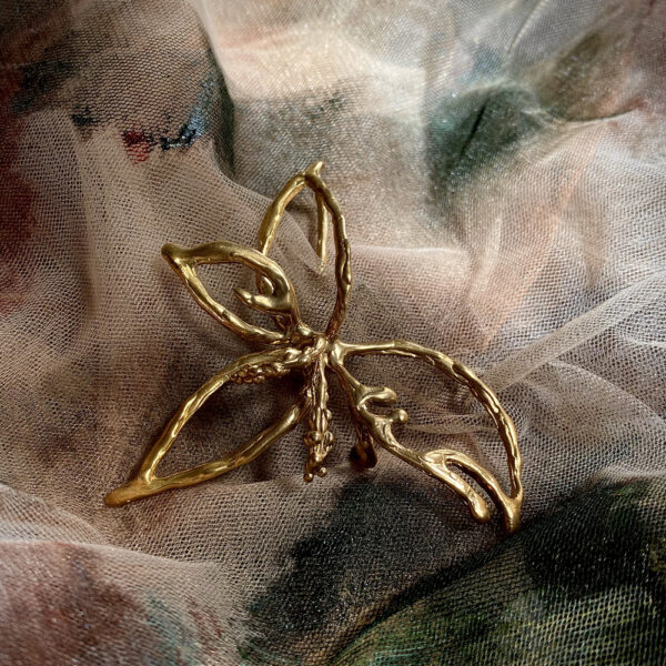 Earcuff flor dos sentidos